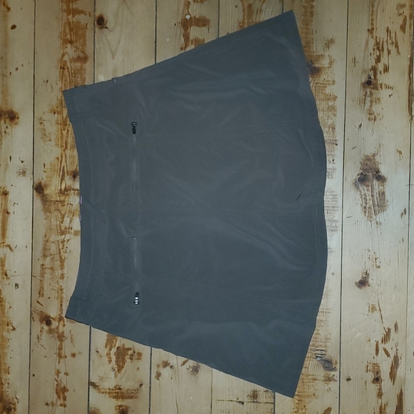 L.L. Bean Skort - Picture 2 of 6